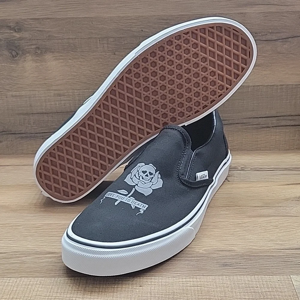 Van's classic slip on Brand new in the box authentic uper textile. - Picture 4 of 10